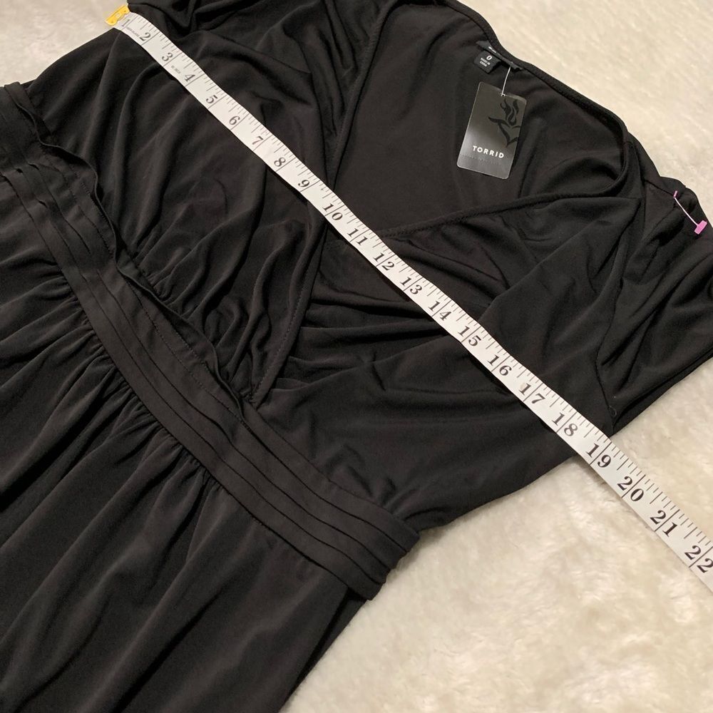 New Torrid Faux Wrap Bodycon Black Womens Plus Size 0X Dress Long - Picture 3 of 7